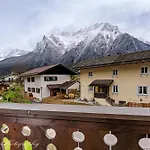 Karner Bed & Breakfast Mittenwald