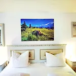 Bed & Breakfast Karner 3*