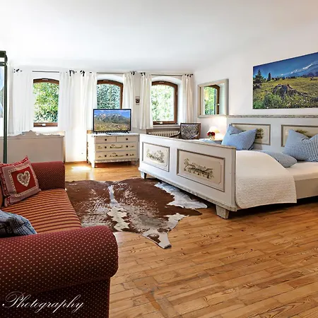 Karner Bed and Breakfast